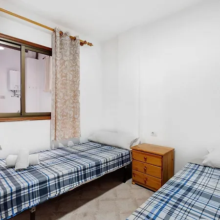 Charming 2-bedroom With Modern Amenities Appartamento *