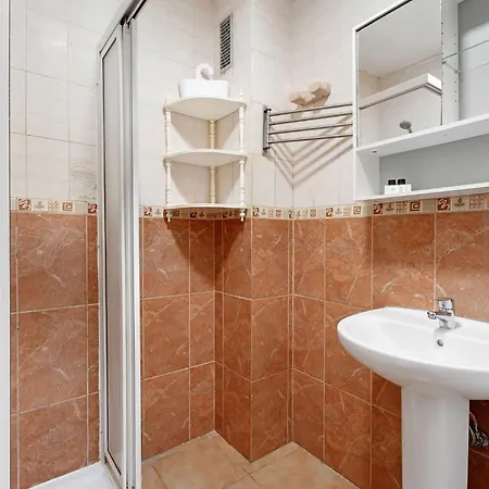 Charming 2-bedroom With Modern Amenities Appartamento Arona (Tenerife)